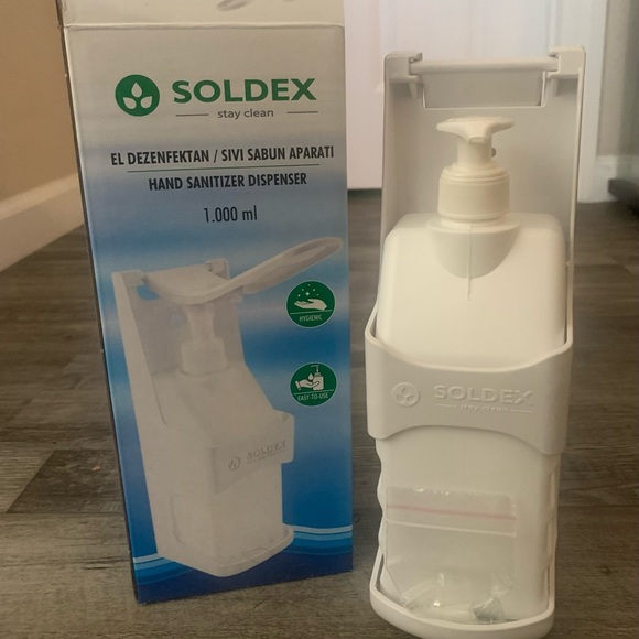 Liquid Dispenser Wall Mount Hand Sanitizer , Soap Dish soap dispenser BPA Free - Picture 3 of 9